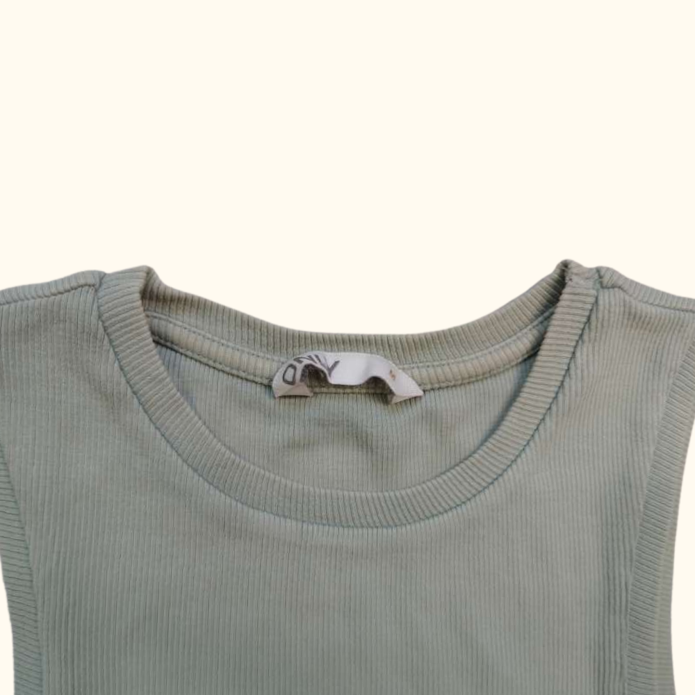 Crop top Only